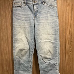 BANDOLINO Mandie Womens Cuffed Leg Capri Jeans Size 6